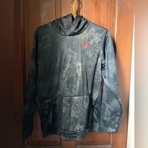 Under Armour boys extra large loose athletic hoodie
